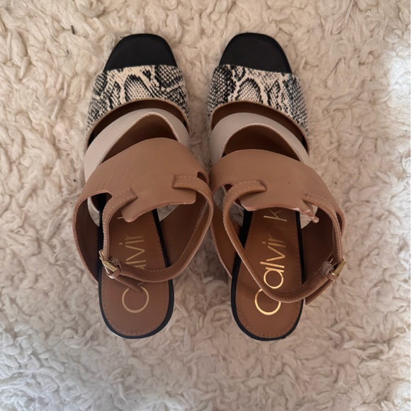 Calvin Klein® Caran sandal. - Picture 13 of 14